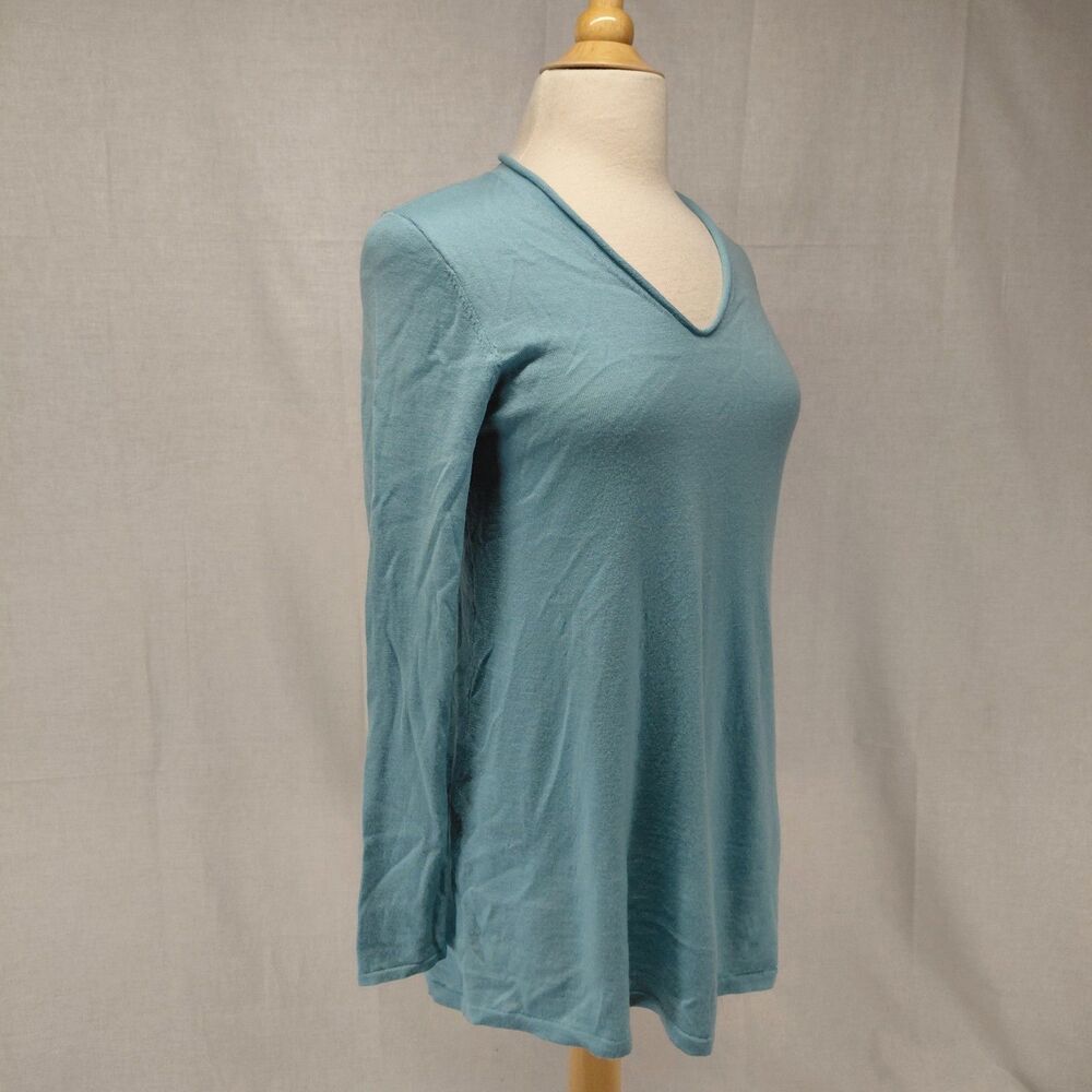 J Jill LS V-Neck Light Blue Sweater w/ Rolled Hems 100% Merino Wool s SZ S - Picture 2 of 7